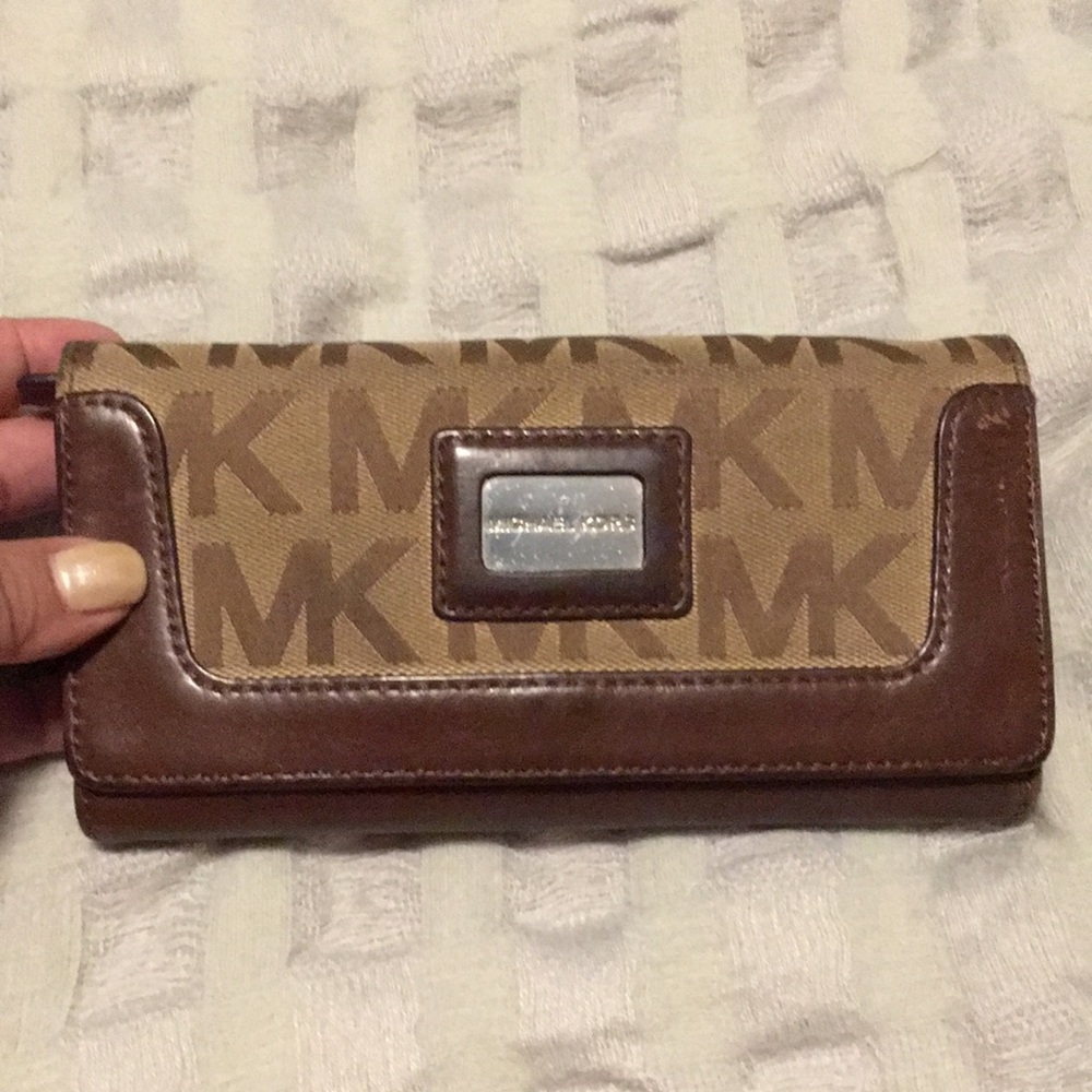 Michael Kors Wallet 💕💕